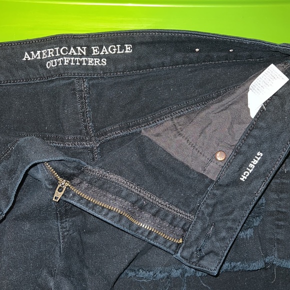 Black American Eagle jean shorts - Picture 3 of 4